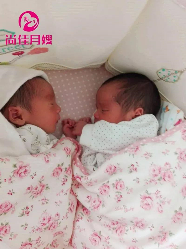 尚佳專(zhuān)業(yè)月嫂丨科普丨寶寶一天放N個(gè)屁，是腸胃不好？